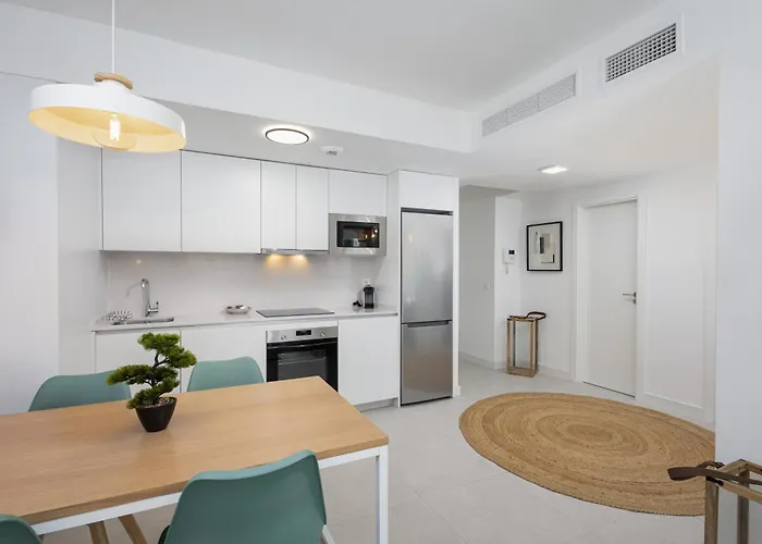 C30 Urban Comfort - Pool & Parking Apartment