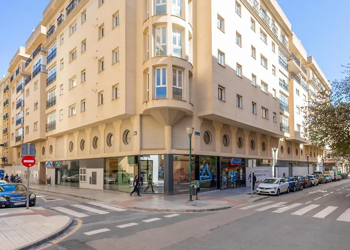 C30 Urban Comfort - Pool & Parking Apartment *